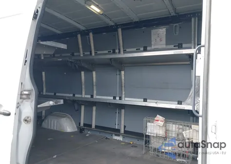 2018 Mercedes-Benz Sprinter 2500 High Roof V6 z USA, uszkodzony, nr VIN WD3PE8CD5JP599297